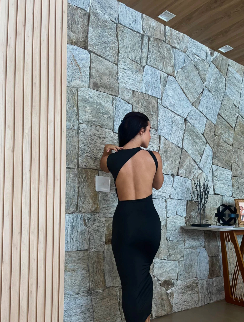 Vestido Comprido Aberto Costas Preto