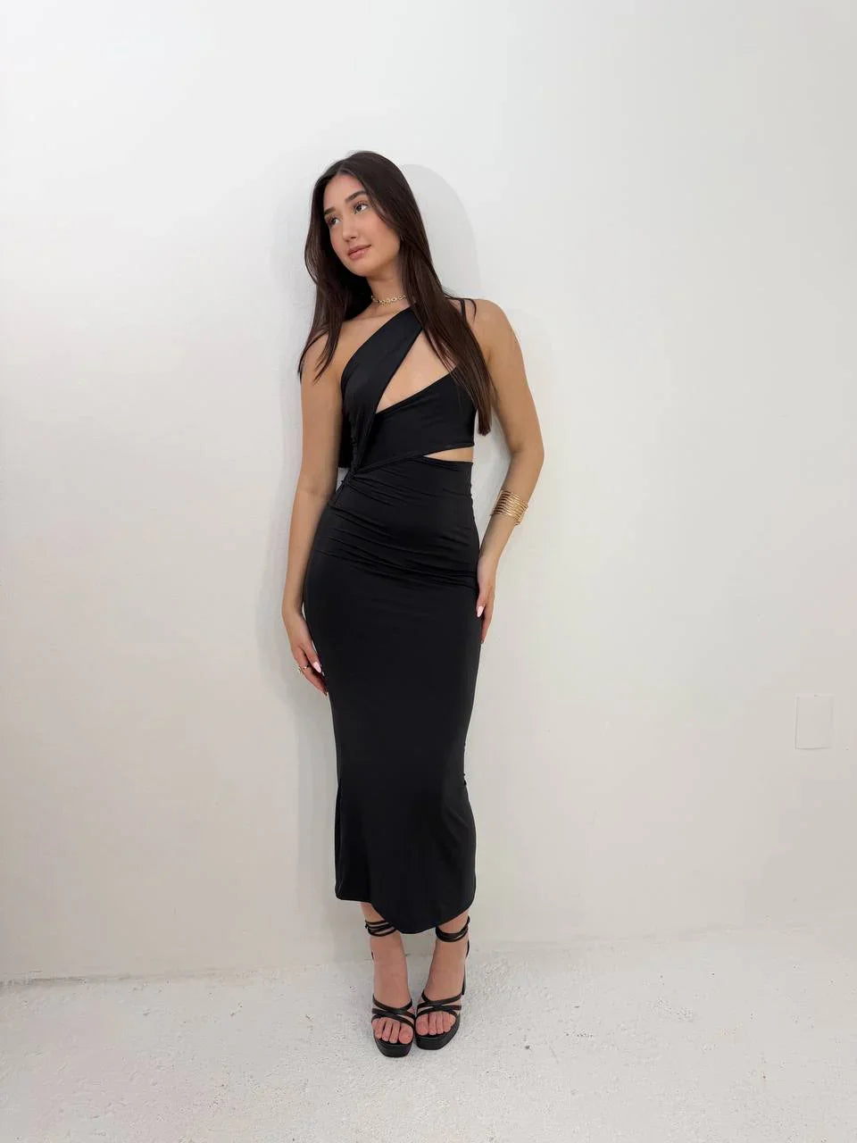 Vestido Comprido Trapeado Preto