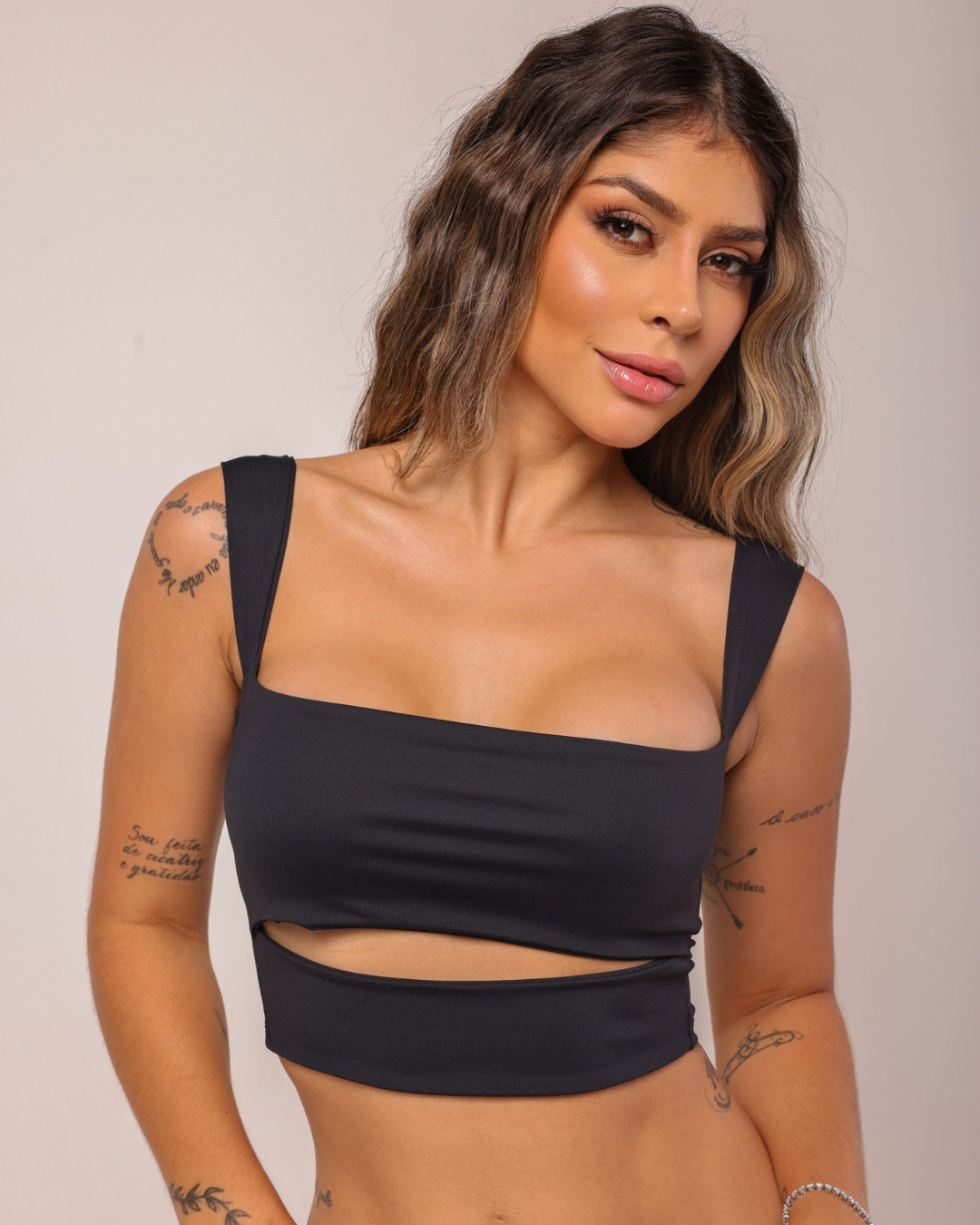 Cropped Recorte Poliamida Preto