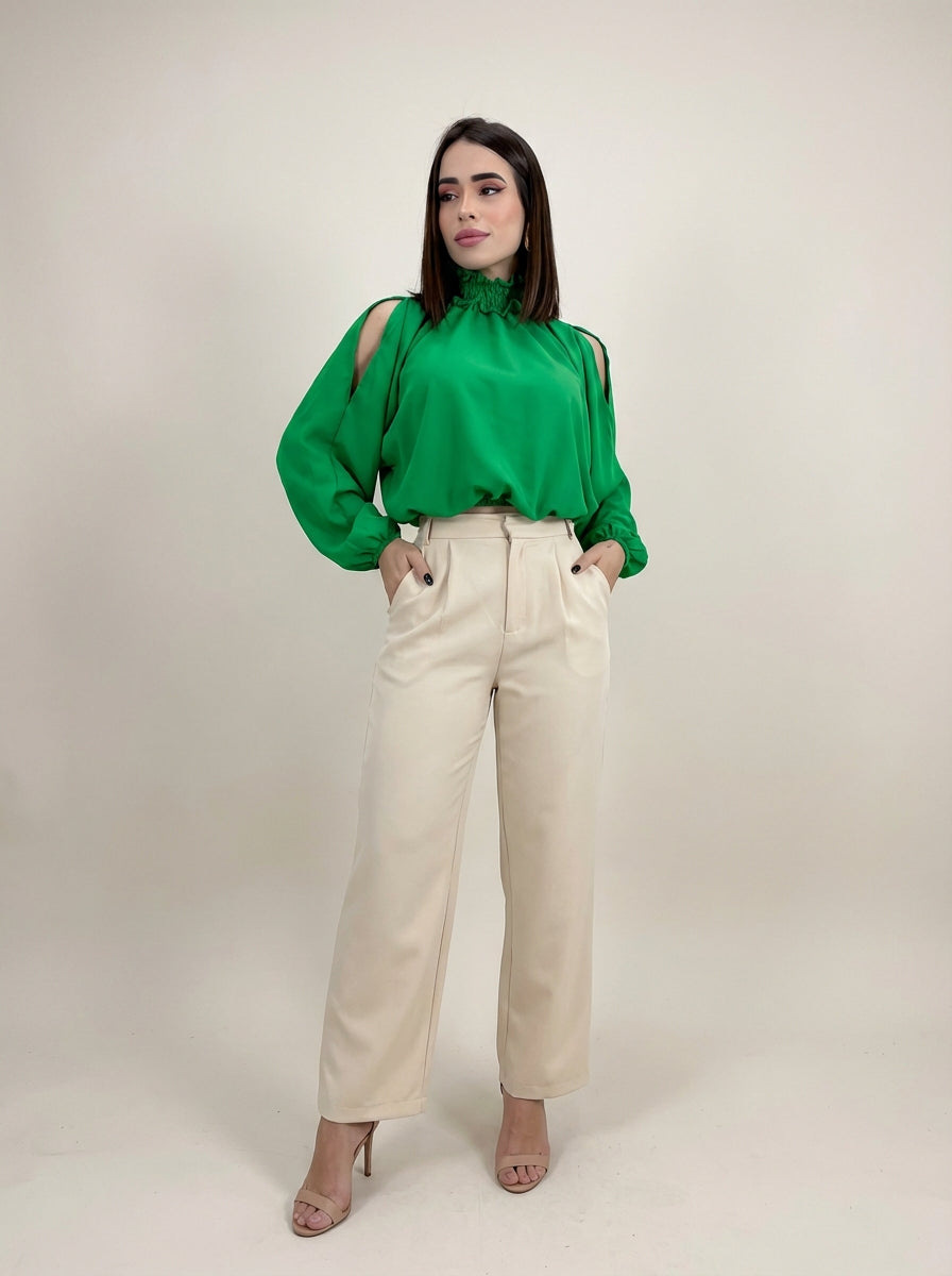 Cropped Emanuelle