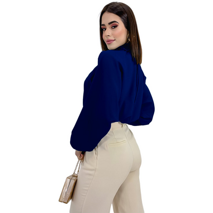 Cropped Emanuelle